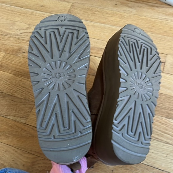 Ugg women’s Classic Ultra Mini Platform chestnut, Sz 6 excellent used condition - Picture 5 of 9